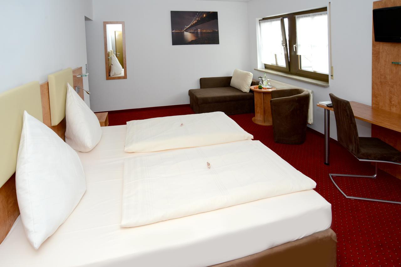 Hotel Jaegerhof Roth  Kültér fotó