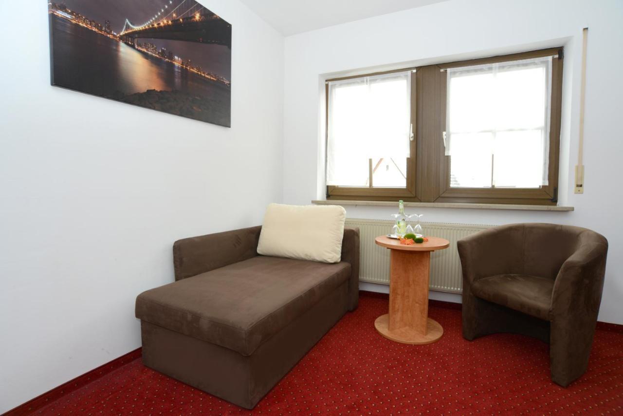Hotel Jaegerhof Roth  Kültér fotó